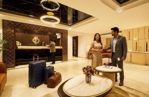 Periamet Hotel | Liza Royale Hotel Near Chennai central Railway Station