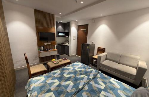 Chandigarh Apartment | Loft of luxe Bathtub Luxury Stay Self Checkin