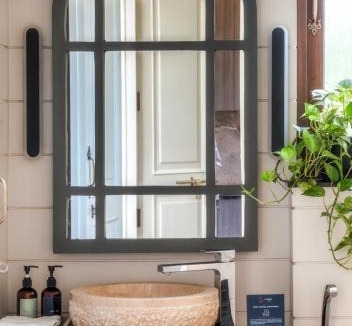 Kudal Villa | LohonoStays Calisto Villa A