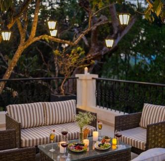 Kudal Villa | LohonoStays Villa Maraville
