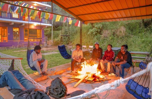 Bhagsu Nag Hostel | Loopin Mecleodganj