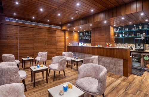 Zirakpur Hotel | Lords Inn Chandigarh Zirakpur