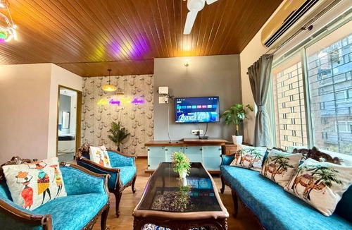 Juhu Apartment | Lovely 3BHK Serviced Apt near ISKCON Temple, Juhu Mumbai
