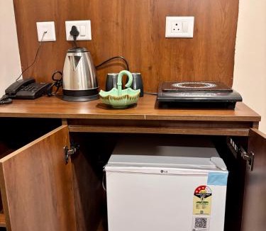 Greater Noida House | Luma Stay Netflix & Chill Near Expo Mart