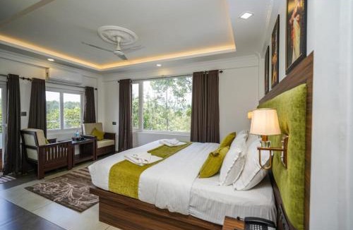 Udumbanchola Hotel | Lumino Winter Castle, Munnar