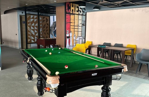 Greater Noida Apartment | Luxe Studio in Noida
