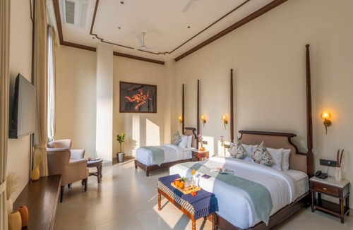 Sigra Hotel | Luxuria Varanasi by Moustache
