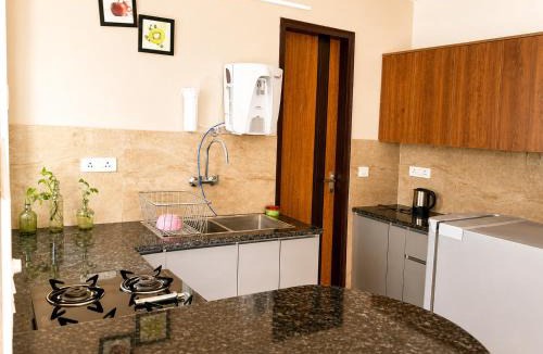 Sector 39 Apartment | Luxury 2bhk ! The White Casa