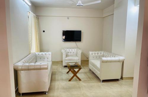 Dhaka Apartment | Luxury 3 BR AC WiFi APT in Uttara