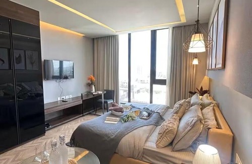 Gurugram Apartment | Luxury & Premium 1BHK - AIPL Joy Square - Golf course road