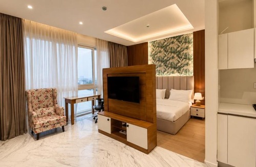 Khattalwada Apartment | Luxury Stay at Leela Residences Near Manyata & Airport