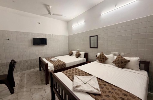 Kuilapalayam House | LuXus Resort & Swimming Pool
