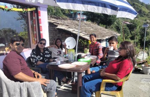 Munsyari House | Madhu homestay