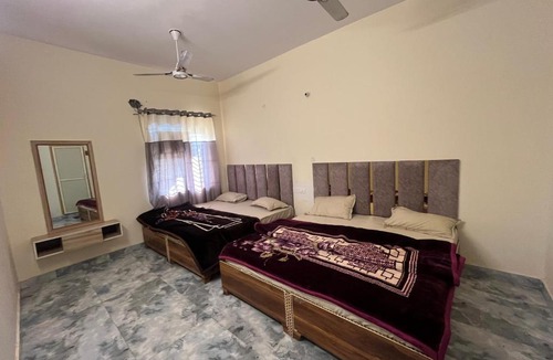Mayapur Hotel | Maharaja hotel and dhaba