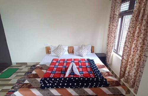 Majkhali Hotel | Manaskhand Homestay Ranikhet near NH109