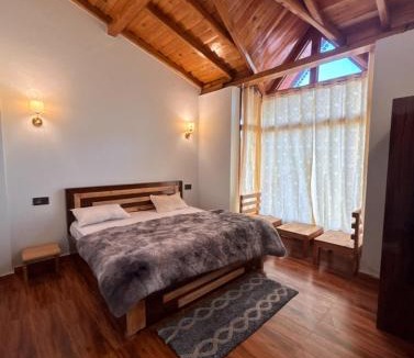 Bhatrojkhan Hotel | Mandeva Stays