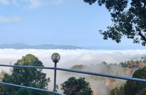 Jakh Hotel | Mandeva Wooden Castle