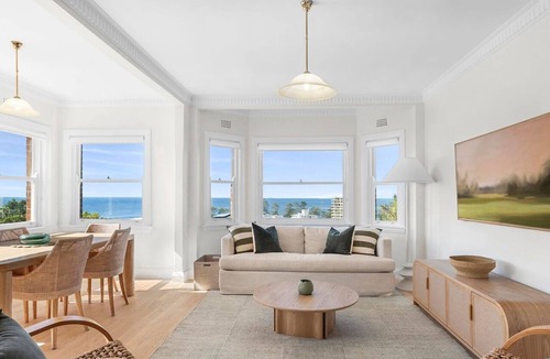Manly Apartment | Manly Hilltop | Accommodation in Sydney with Ocean Views