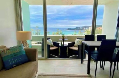 Manly Condo | Manly to Shelly Ocean Beach Views Sunrise & Sunset