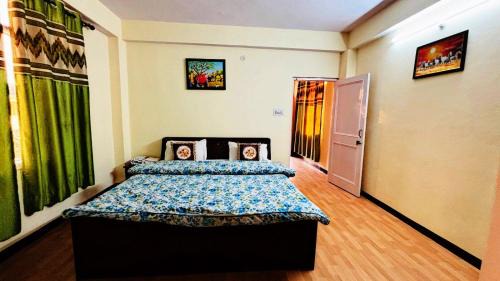 Shimla Apartment | Mashobra Homestay - Craignano
