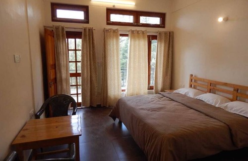 Almora Bed & Breakfast | Matryoshka Homestay