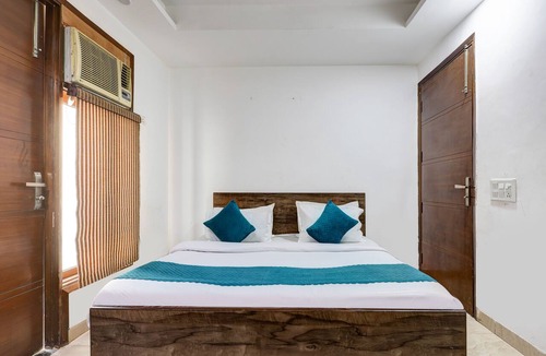 Chhatarpur Hotel | Mauryan Elite Hotel Qutab Minar Metro Station