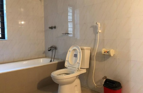 Gulshan Hotel | Maya Eco Guest House only for Traveler from Abroad. Its heart of Gulshan 2 ,DHK
