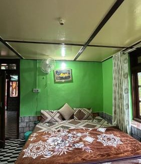 Kasol House | Maya Homestay & Cafe