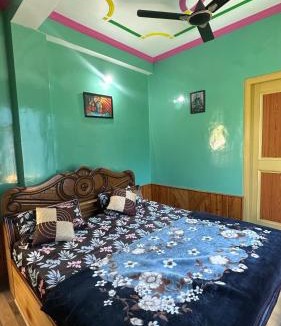 Kasol House | Maya Homestay & Cafe
