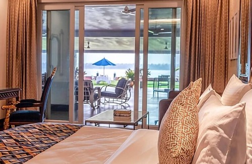 Raipur Hotel | Mayfair Lake Resort