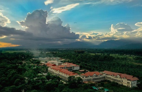 Siliguri Hotel | MAYFAIR Tea Resort
