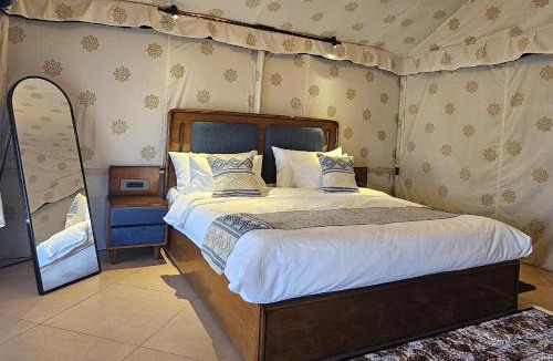 Sikar Hotel | Mayura Retreat