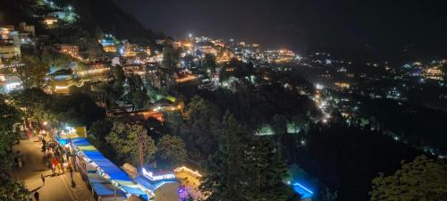 The Mall Road House | Meena Heritage Skyline
