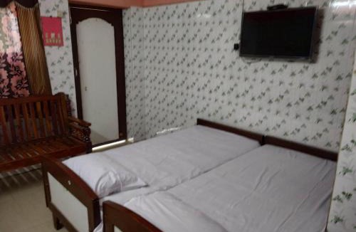 Chidambaram Hotel | Meera Lodge