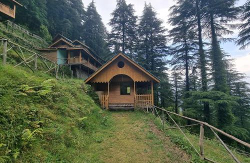 Dalhousie House | Mid Conifer Cottage Villa