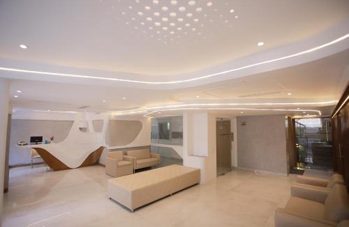 Shenoys Hotel | Millennium Continental