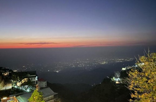 Kasauli Bed & Breakfast | Misty Cliff Cottage