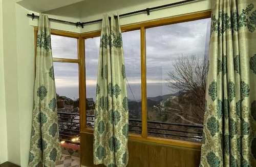 Kasauli Bed & Breakfast | Misty Cliff Cottage