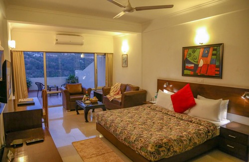 Kumarhatti Hotel | Misty Meadows by Priyago Hotels