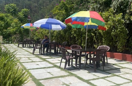 Kumarhatti Hotel | Misty Meadows by Priyago Hotels