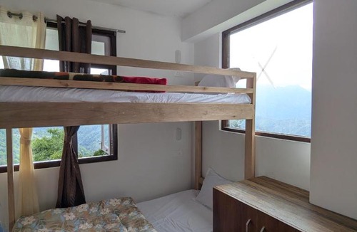 Pelling House | Mochilero Homestead