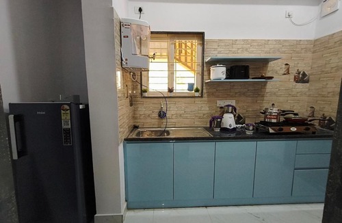 Narasapura Apartment | Modern Stay 2BHK near BLR Airport & Parks