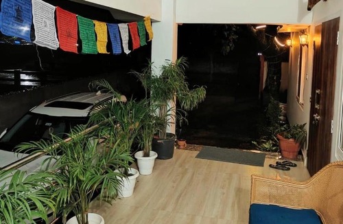 Sualkuchi House | Mong Mao Manor