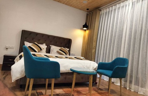 Morni Hotel | Morni Hills Retreat & Heaven