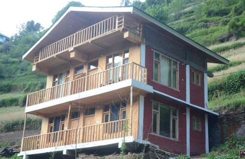 Shoja House | Mountain Bliss Cottages by StayApart