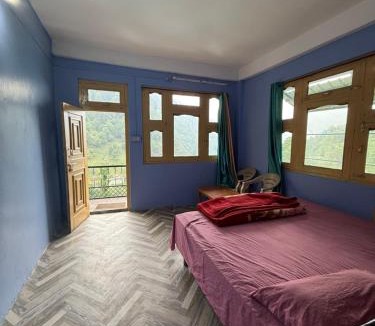Tosh Cabin | Mountain Goat