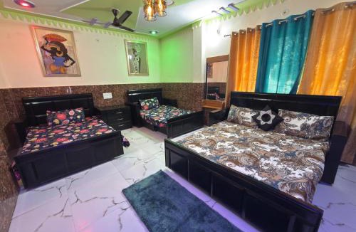Lansdowne House | Mountain valley homestay