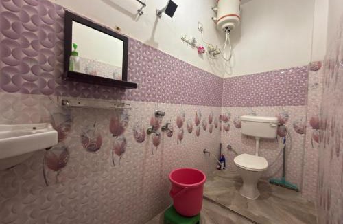 Lansdowne House | Mountain valley homestay