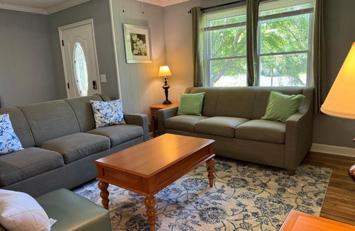 Cave Spring House | Mountain View 4 Bedrooms 2 full Bathroom house