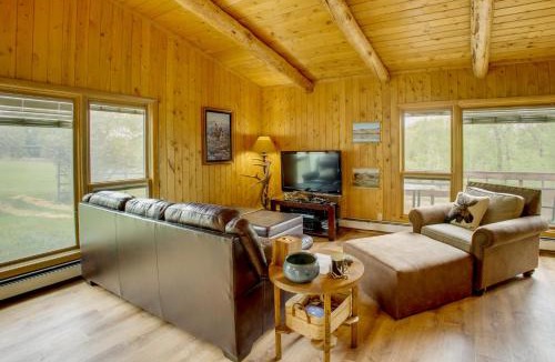 Cody House | Mountain Views + BBQs: Updated Cody Cabin